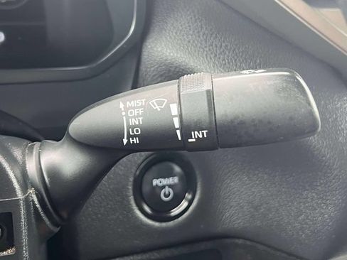 Certified 2025 Toyota Tundra Limited AWD/4WD image 28