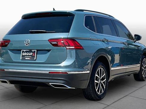 Used 2020 Volkswagen Tiguan SE w/ Panoramic Sunroof Package FWD image 13