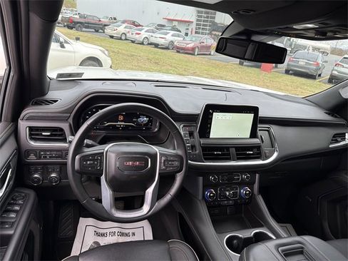 Used 2023 GMC Yukon SLT image 15