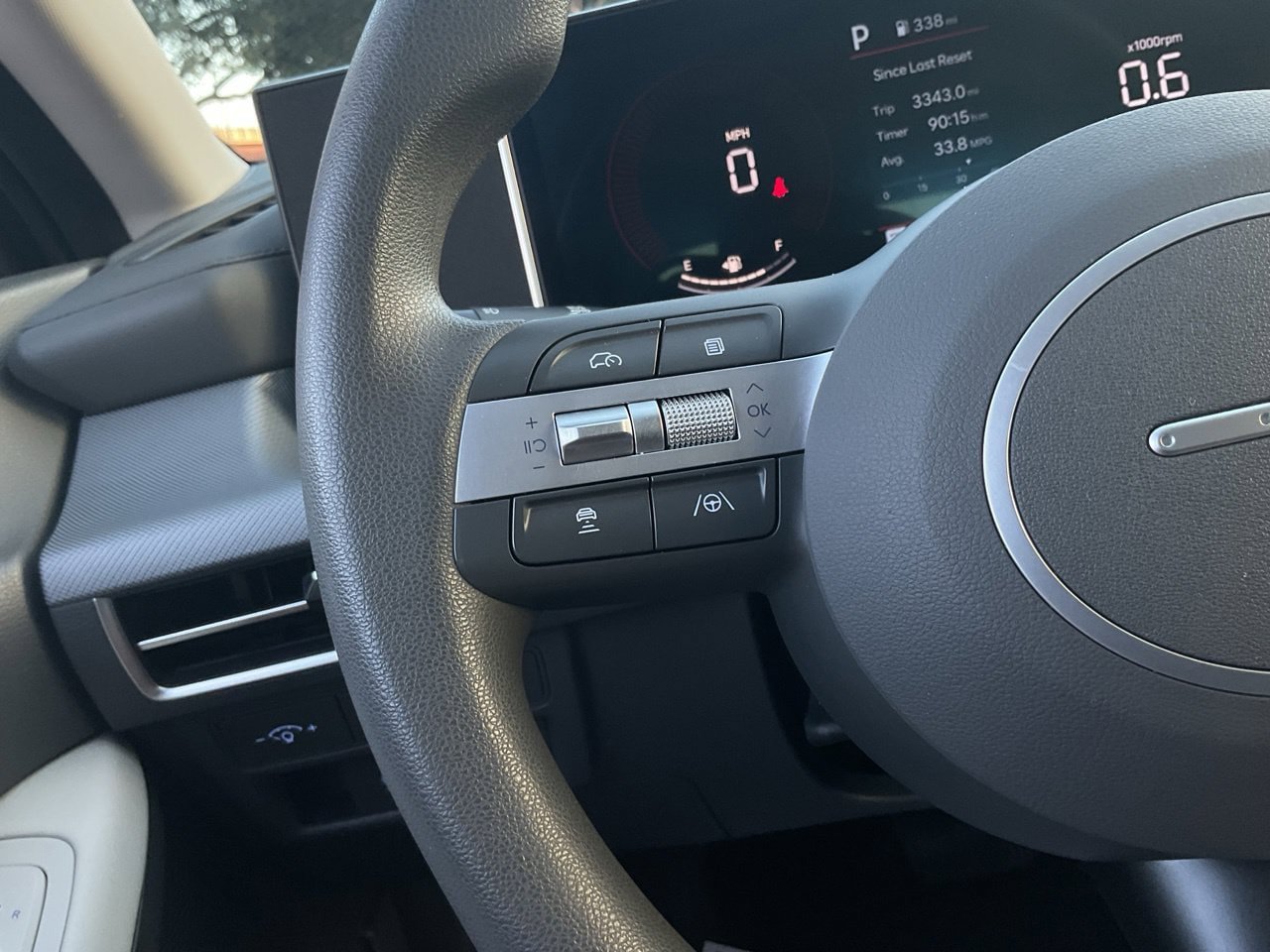 Used 2025 Hyundai Sonata SEL FWD image 28