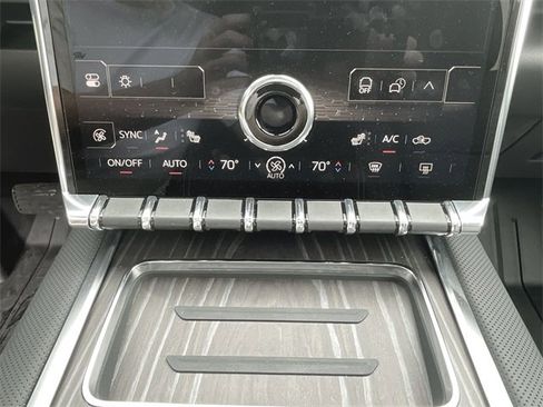 New 2025 GMC Sierra EV Denali image 17