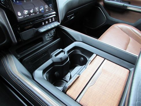 Used 2020 RAM 1500 Limited image 33