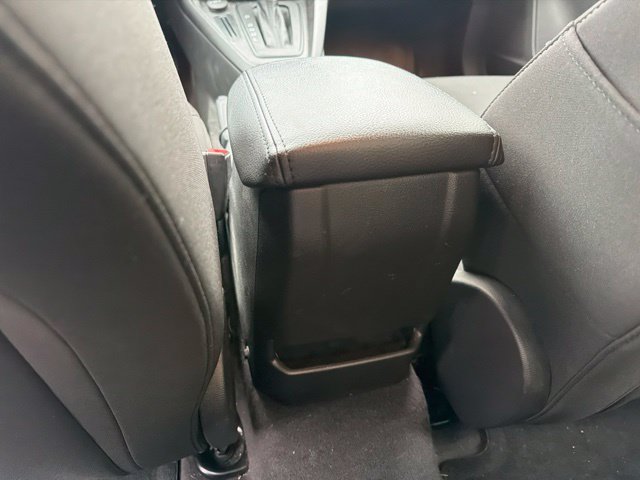 Used 2018 Ford Focus SE FWD image 16