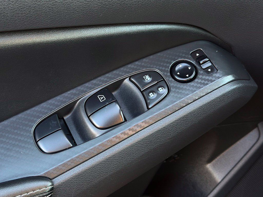 Certified 2025 Nissan Altima 2.5 SV FWD image 20