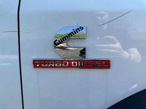 New 2024 RAM 5500 Tradesman image 27