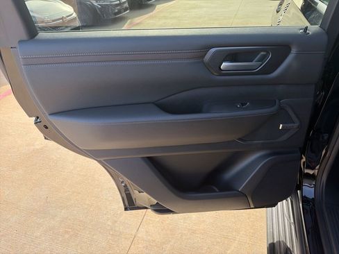 New 2026 Nissan Armada SL w/ Captain's Chari Seat Package RWD image 14