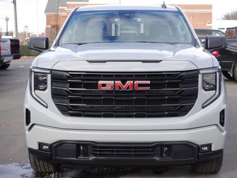 Used 2024 GMC Sierra 1500 Elevation image 5