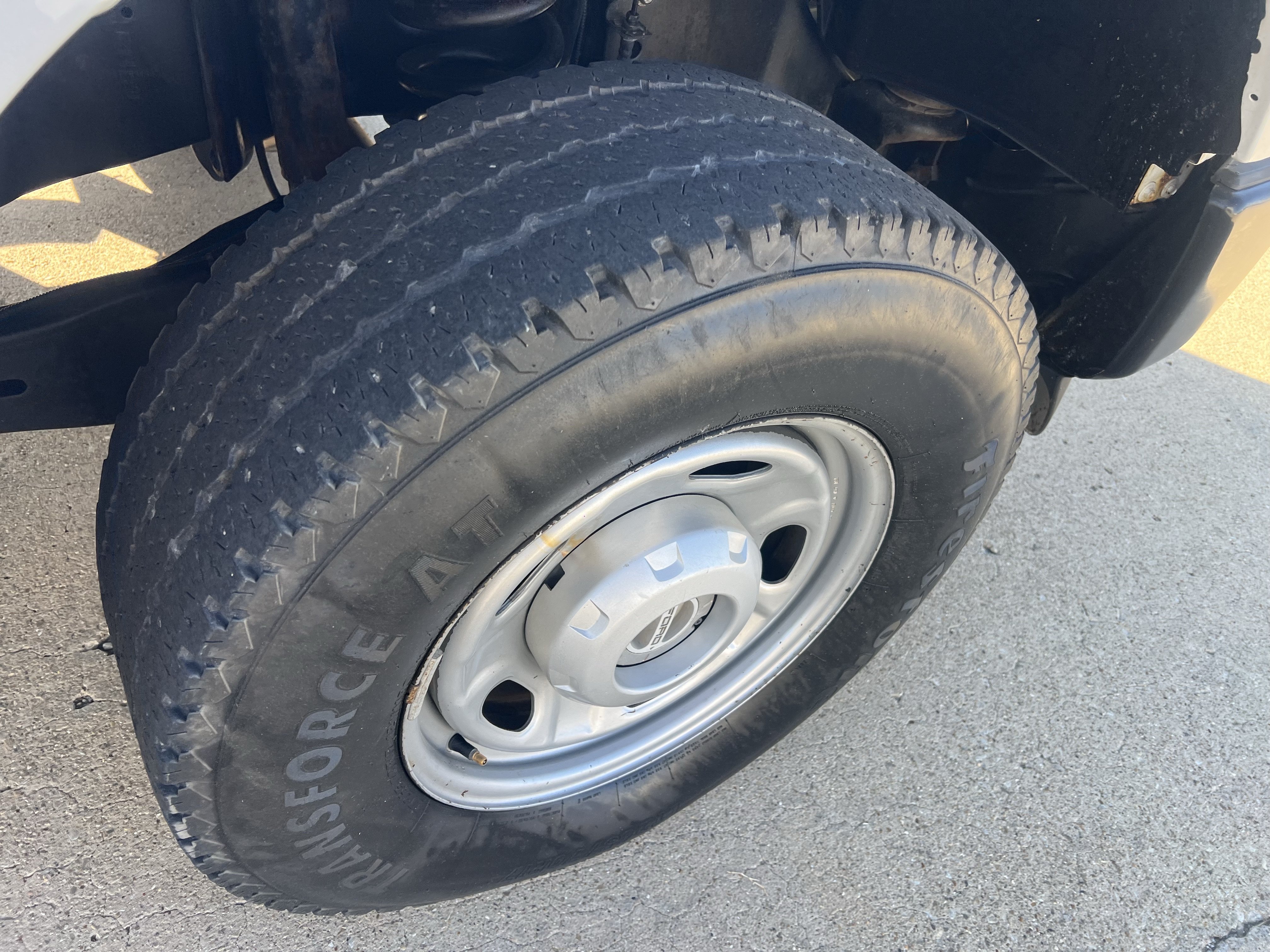 Used 2010 Ford F250 XL AWD/4WD image 12
