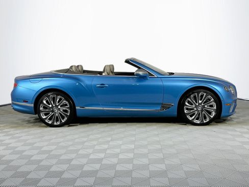 Used 2021 Bentley Continental GT V8 image 5