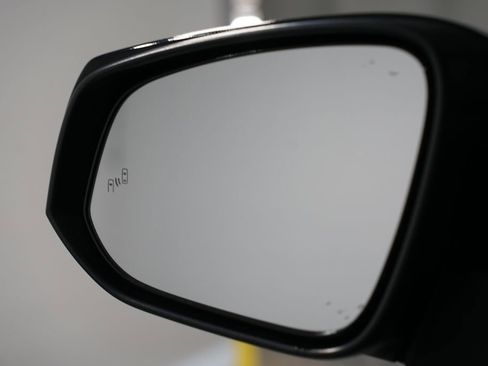 Used 2020 Toyota Tacoma TRD Off-Road w/ Technology Package image 24