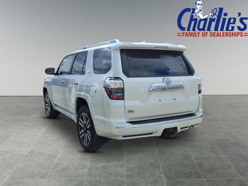 Used 2020 Toyota 4Runner Limited AWD/4WD image 5