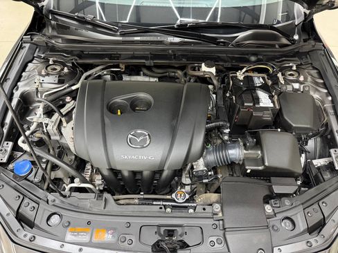 Used 2021 MAZDA MAZDA3 s FWD image 7