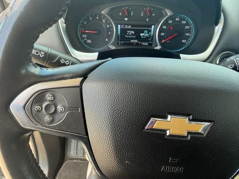 Used 2019 Chevrolet Traverse LT FWD image 13