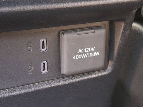 Certified 2025 Toyota 4Runner TRD Off-Road AWD/4WD image 11