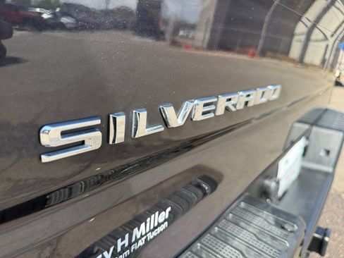 Used 2023 Chevrolet Silverado 1500 RST AWD/4WD image 28