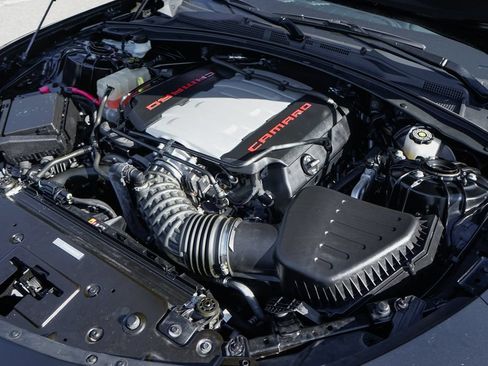 Used 2023 Chevrolet Camaro SS RWD image 12