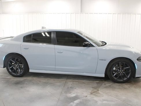 Used 2022 Dodge Charger R/T w/ Blacktop Package RWD image 11