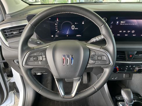 Used 2024 Buick Encore GX Preferred FWD image 20
