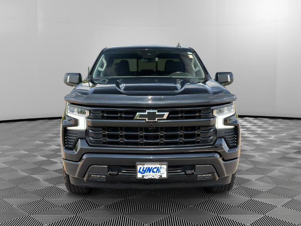 Used 2023 Chevrolet Silverado 1500 RST AWD/4WD image 7