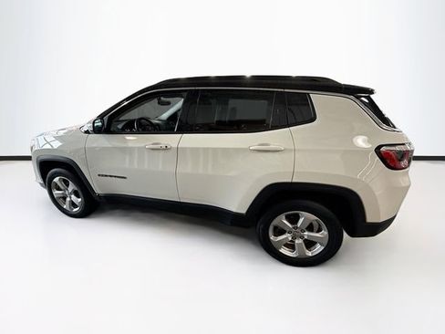 Used 2019 Jeep Compass Latitude w/ Popular Equipment Group image 9