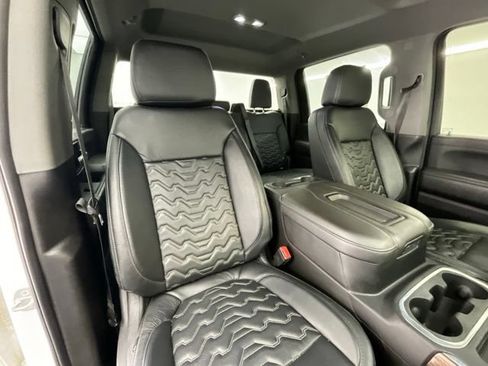 Used 2021 Chevrolet Silverado 2500 LT AWD/4WD image 12