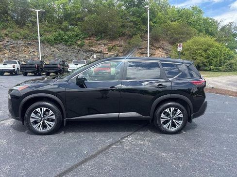 Certified 2023 Nissan Rogue SV AWD/4WD image 2
