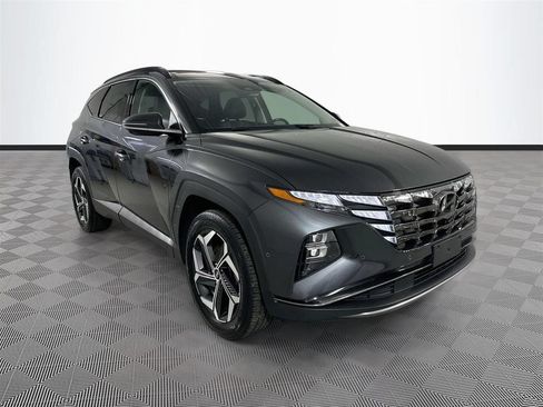 Used 2022 Hyundai Tucson Limited w/ Cargo Package AWD/4WD image 1