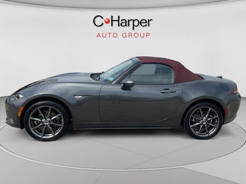 Used 2018 MAZDA MX-5 Miata Grand Touring RWD image 6
