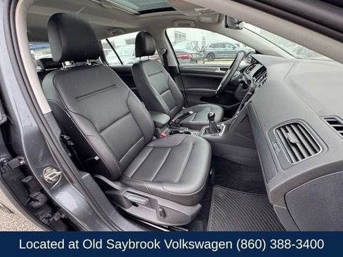 Used 2018 Volkswagen Golf SE FWD image 26