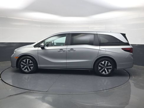 Used 2025 Honda Odyssey EX-L image 7