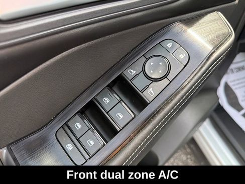 Used 2023 Nissan Rogue SV w/ SV Premium B Package AWD/4WD image 12
