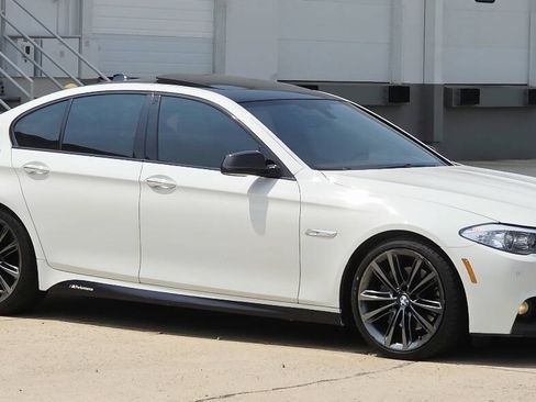 Used 2013 BMW 550i Sedan RWD image 2