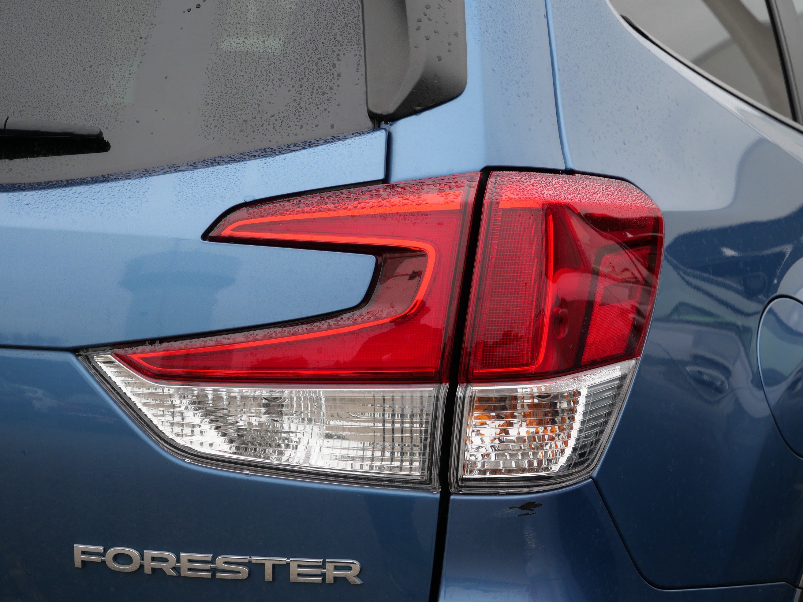 Used 2020 Subaru Forester Premium AWD/4WD image 8