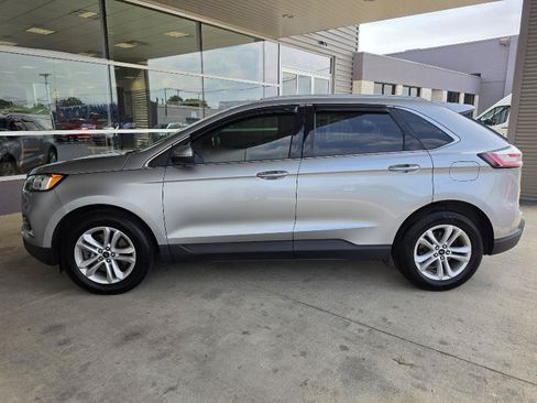 Used 2020 Ford Edge SEL w/ Convenience Package AWD/4WD image 2