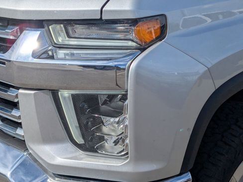 Used 2022 Chevrolet Silverado 3500 LTZ image 10