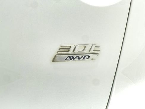 Used 2019 Jaguar F-PACE Prestige image 42