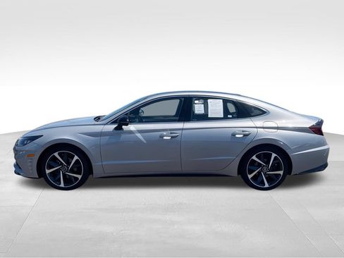 Used 2023 Hyundai Sonata SEL Plus FWD image 5