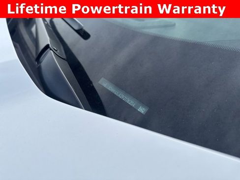 Used 2023 GMC Acadia SLT image 31