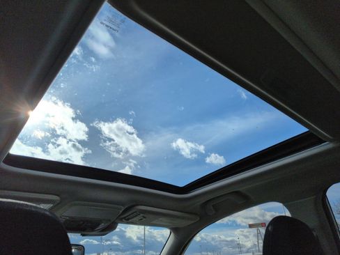 Used 2022 Subaru Forester Premium image 31