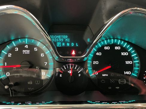 Used 2015 Chevrolet Traverse LT w/ Style and Technology Package FWD image 29
