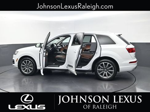 Used 2018 Audi Q7 2.0T Premium Plus w/ Premium Plus Package AWD/4WD image 37
