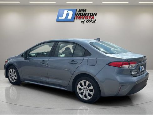Used 2024 Toyota Corolla LE FWD image 7