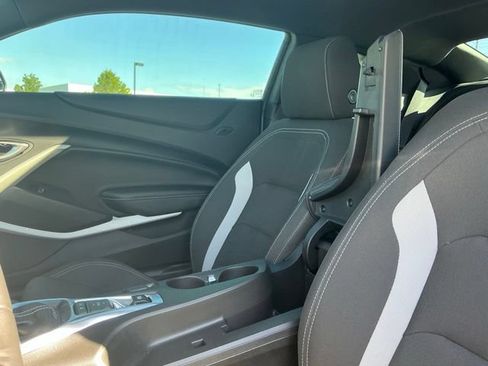 Used 2022 Chevrolet Camaro LT RWD image 30