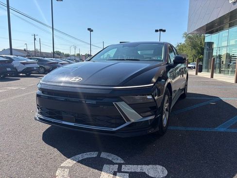Certified 2025 Hyundai Sonata SE FWD image 13
