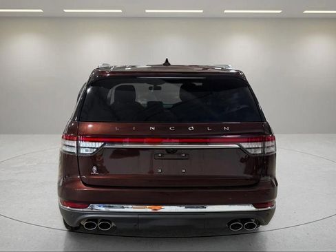 Certified 2020 Lincoln Aviator Reserve w/ Equipment Group 201A image 4