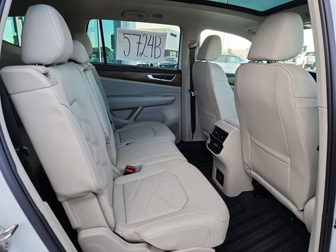 New 2026 Volkswagen Atlas SE image 14