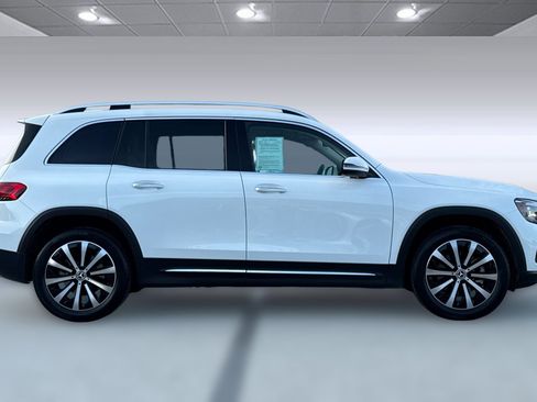 Certified 2023 Mercedes-Benz GLB 250 4MATIC image 8