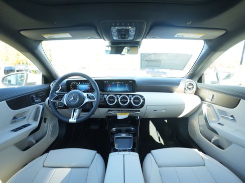 New 2026 Mercedes-Benz CLA 250 4MATIC image 18