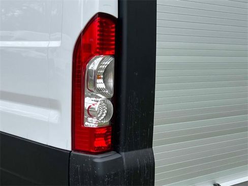 New 2024 RAM ProMaster 3500 w/ Premium Convenience Group image 10