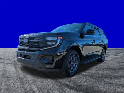 New 2026 Ford Expedition Active image 8